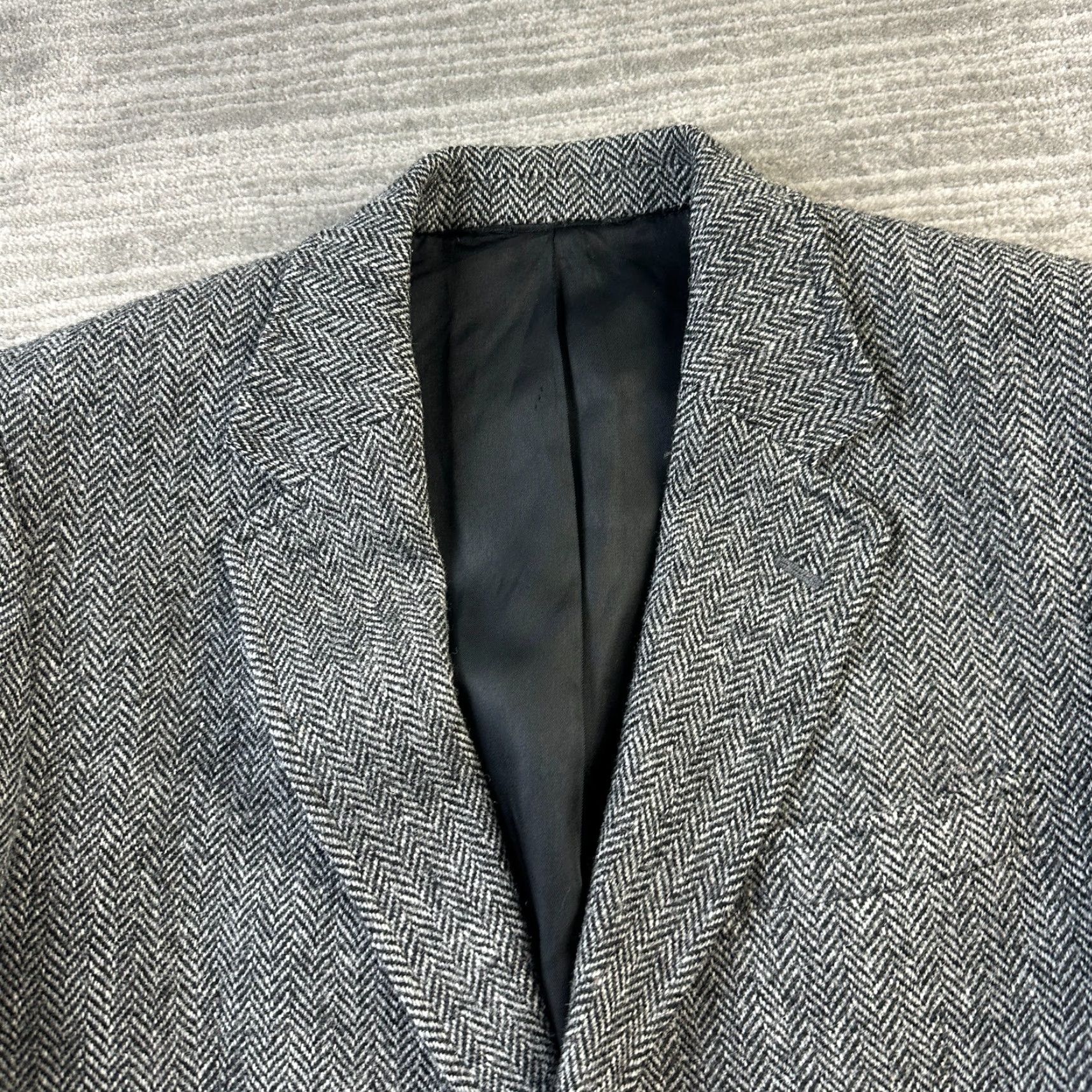 Harris Tweed VINTAGE Harris Tweed Jacket Mens 42L Herringbone Wool Blazer Sport Coat Size 42R - 3 Thumbnail