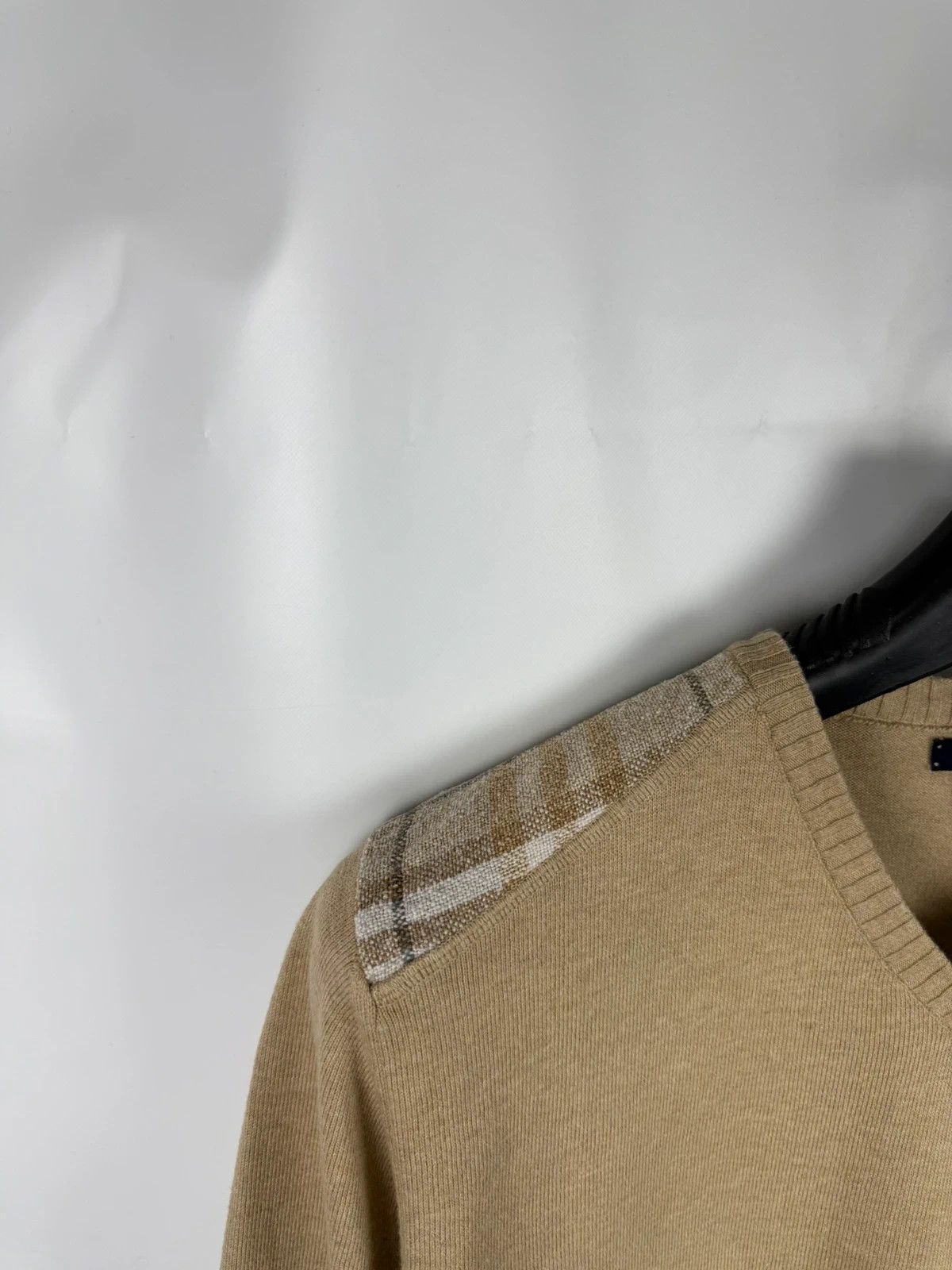 Burberry Burberry Vintage Men Pullover Cotton V-Neck Italy size M Size US M / EU 48-50 / 2 - 3 Thumbnail