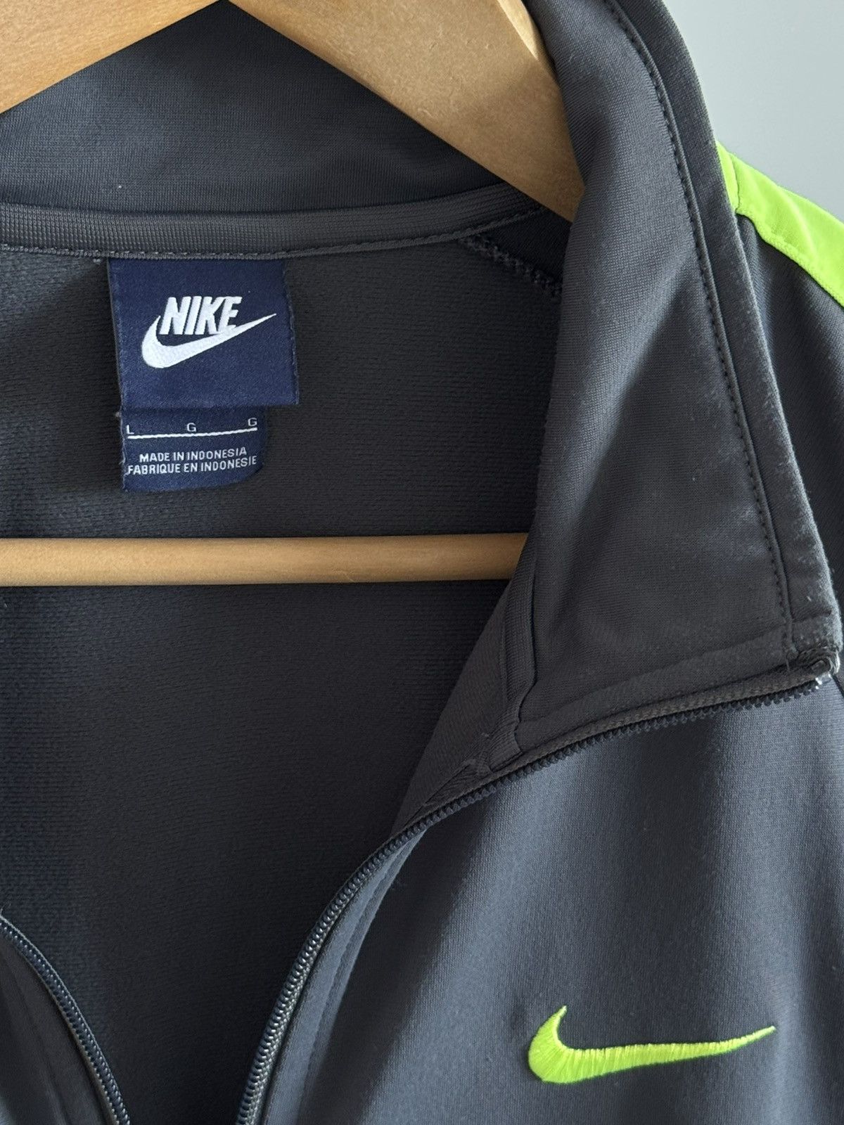 Nike Vintage Nike Tracksuit Suit Jacket And Pants Drill Swoosh Size US L / EU 52-54 / 3 - 8 Thumbnail
