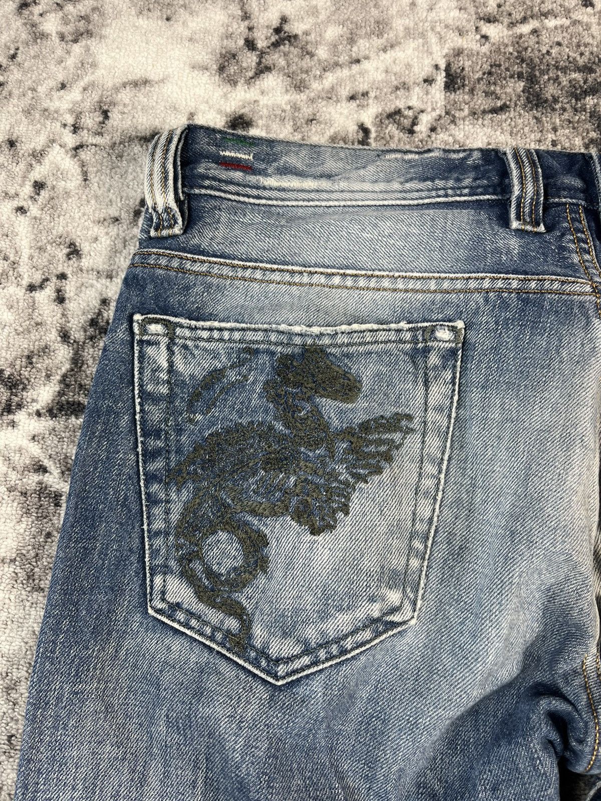 Diesel Diesel Viker Dragon Jeans Vintage Distressed Italy 31 Size US 31 - 16 Thumbnail