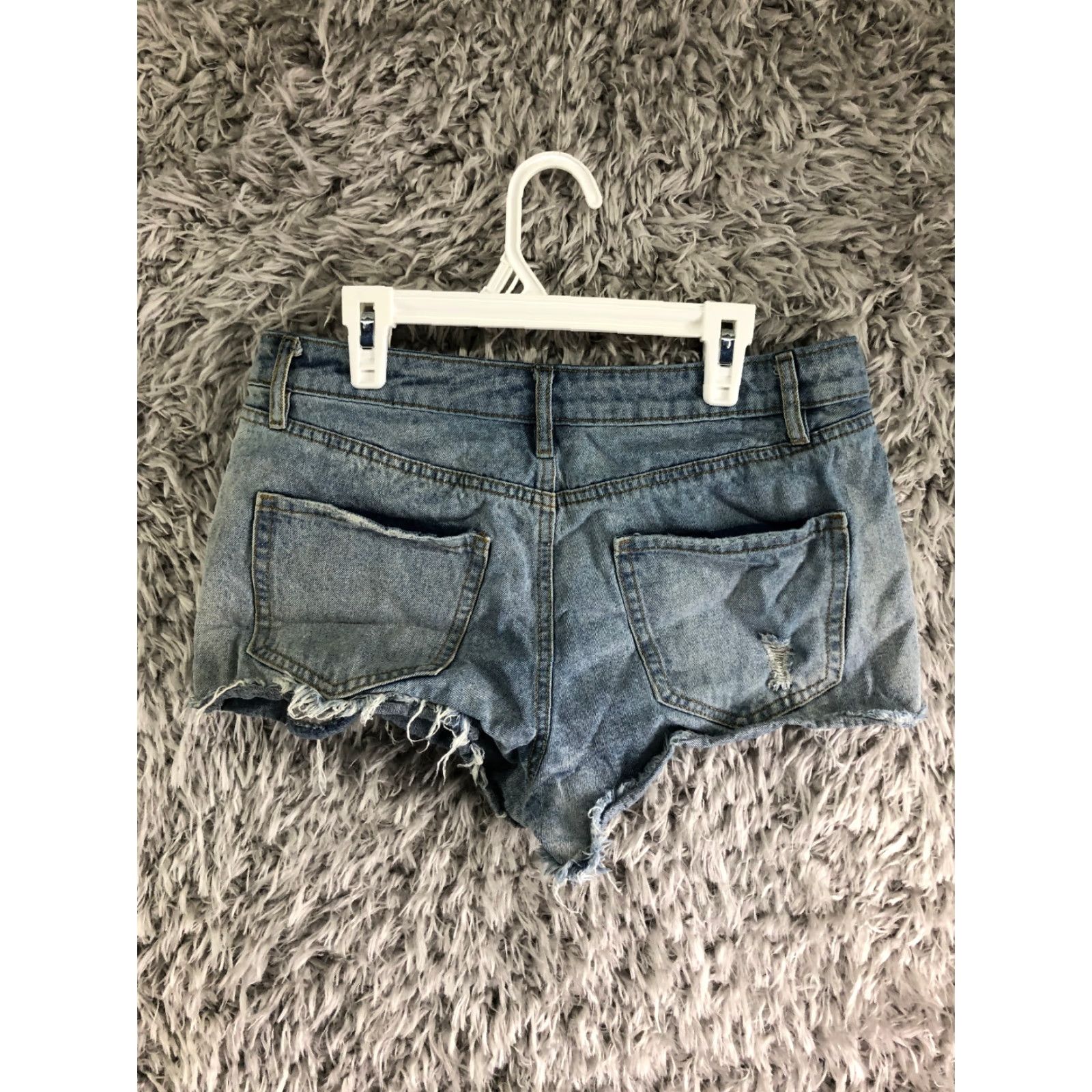 Denime Refuge Button Fly Womens Size 6 Mid Rise Cut-Off Blue Denim Jean Shorts Size 28" / US 6 / IT 42 - 5 Thumbnail