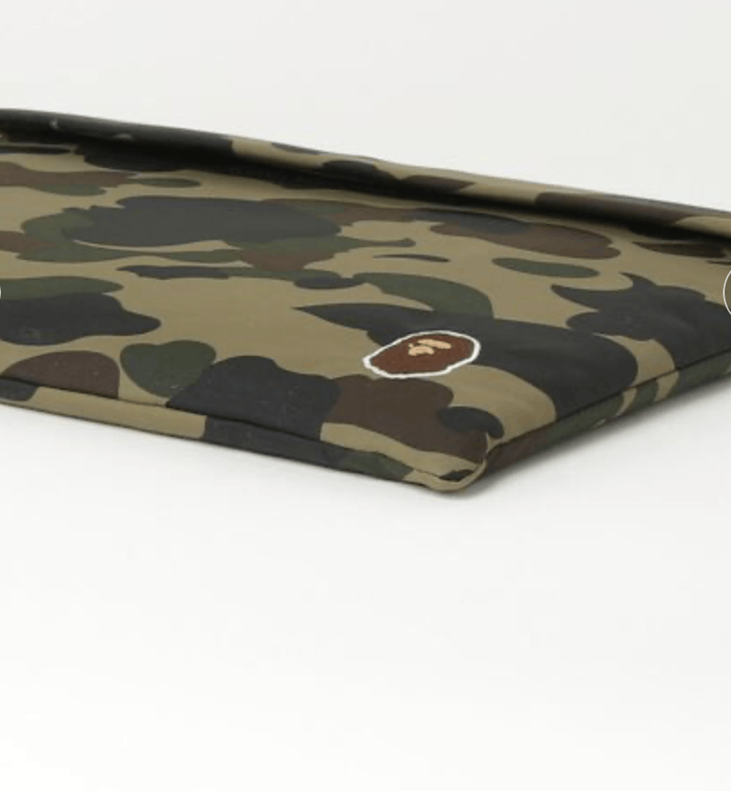 Bape Bape 1ST CAMO 15 INCH Laptop CASE Size ONE SIZE - 3 Thumbnail