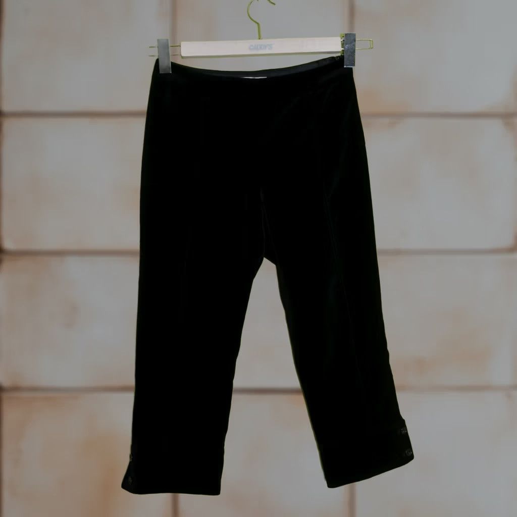 Max Mara Max Mara Women's Black Velour Capri Trousers Pants Size UK8 IT40 Crop Cropped Slim Casual Mid Rise 8 79cm 31.1in Womens Size 30" / US 8 / IT 44 - 1 Thumbnail