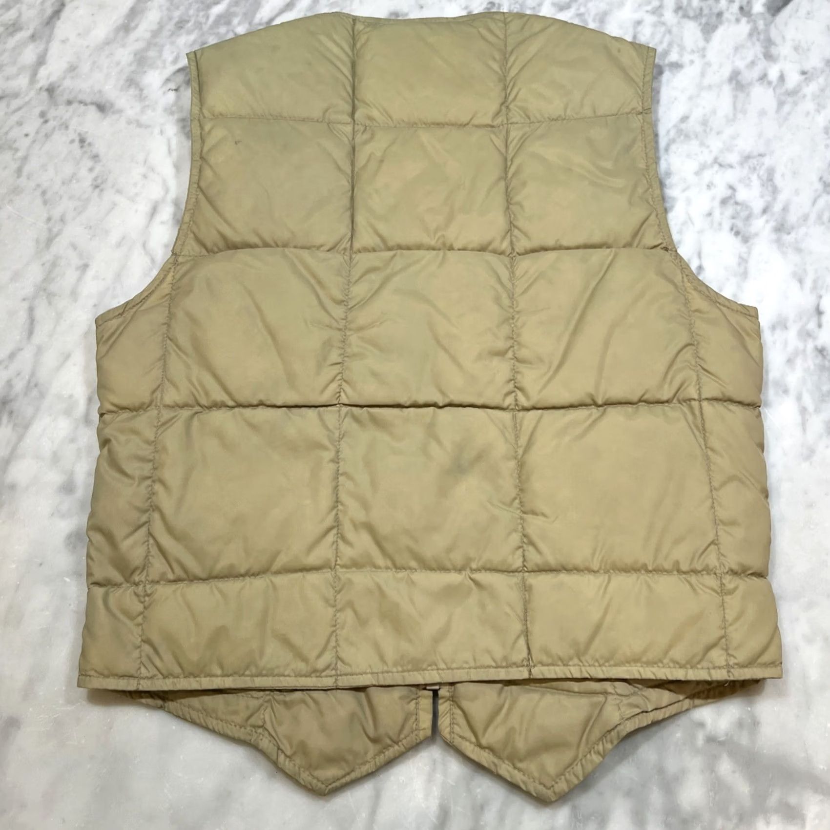 Eddie Bauer VINTAGE Eddie Bauer Goose Down Vest Men M Tan Pockets Zipper Outdoors 1970s Size US M / EU 48-50 / 2 - 4 Thumbnail