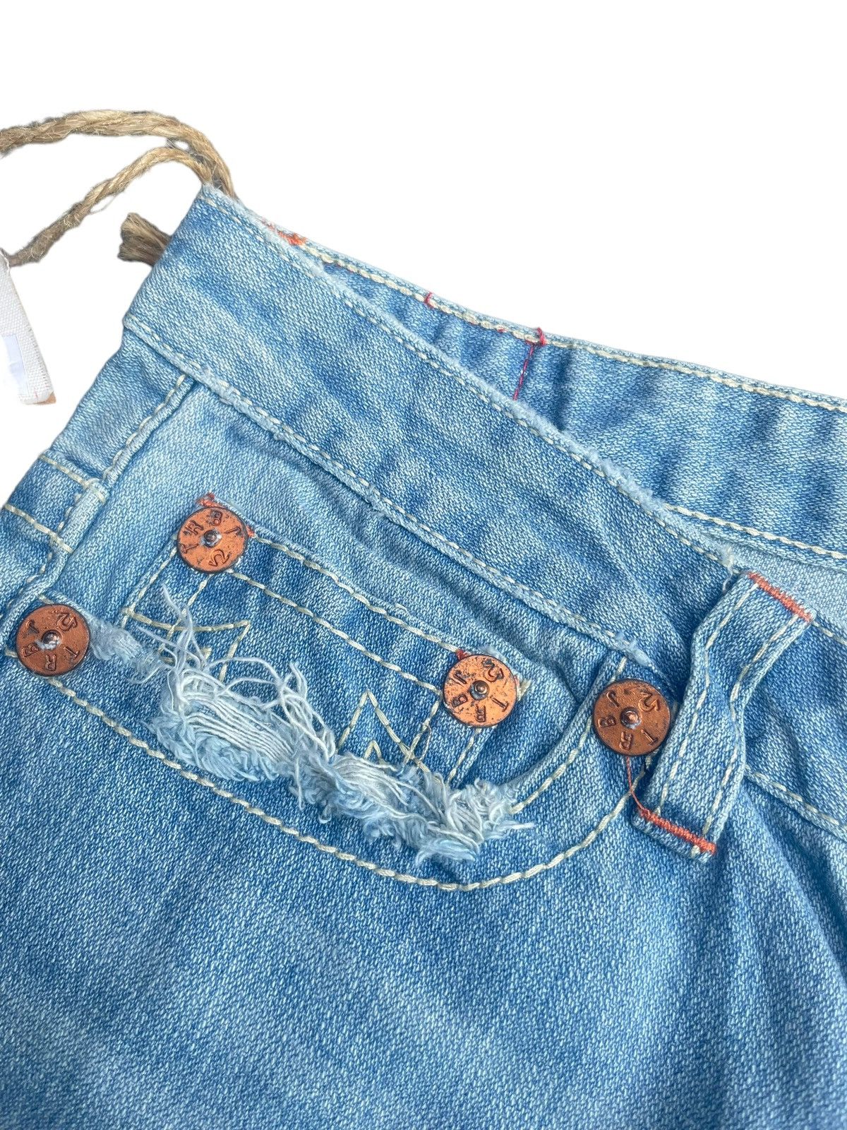 True Religion True Religion Joey Big T Distresed Denim Size 32" / US 10 / IT 46 - 4 Thumbnail