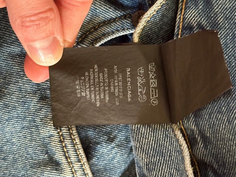Balenciaga Balenciaga ripped knee jeans Size US 33 - 5 Thumbnail