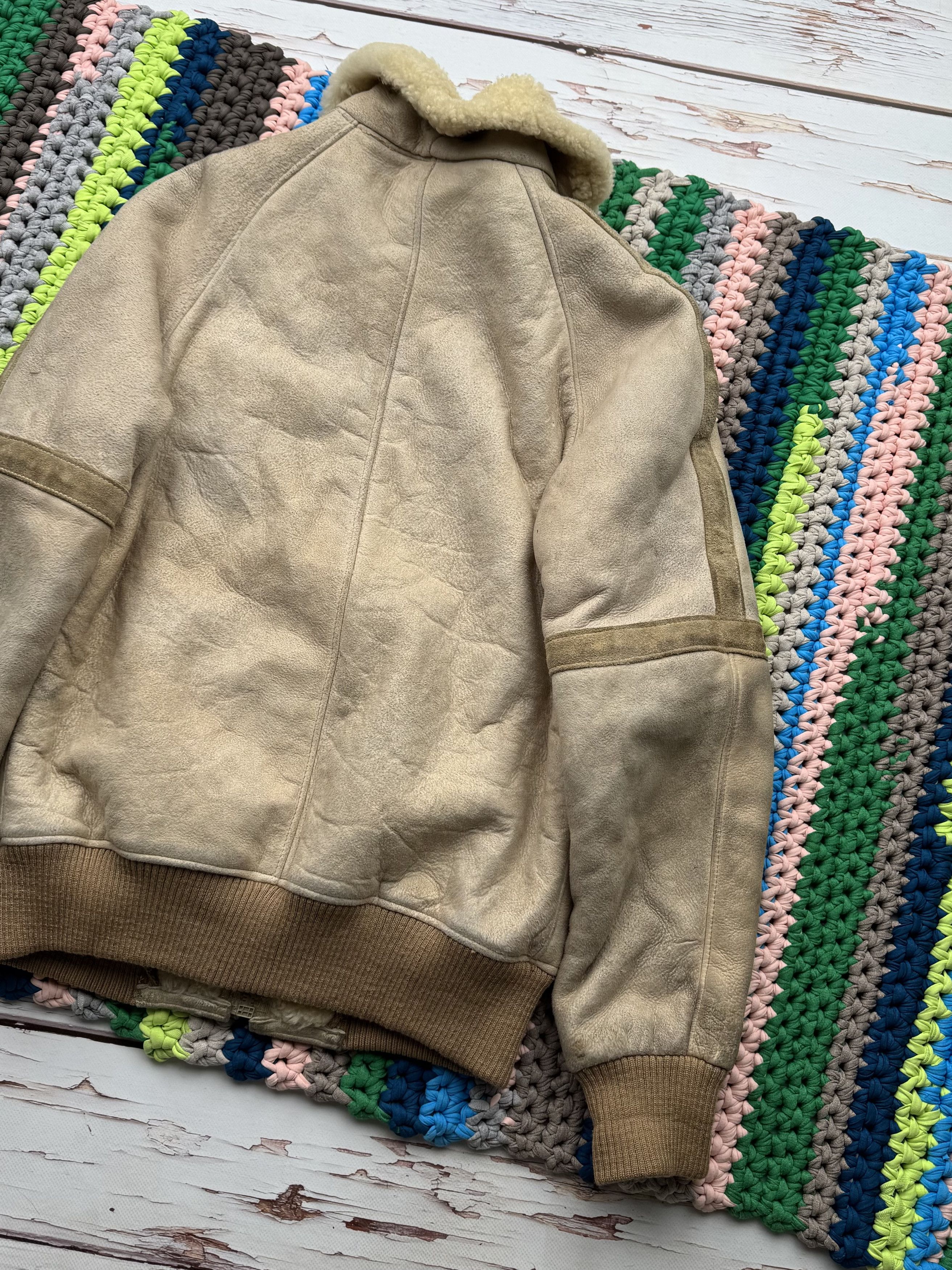 Vintage Vintage thrashed sheepskin jacket Size US S / EU 44-46 / 1 - 14 Thumbnail