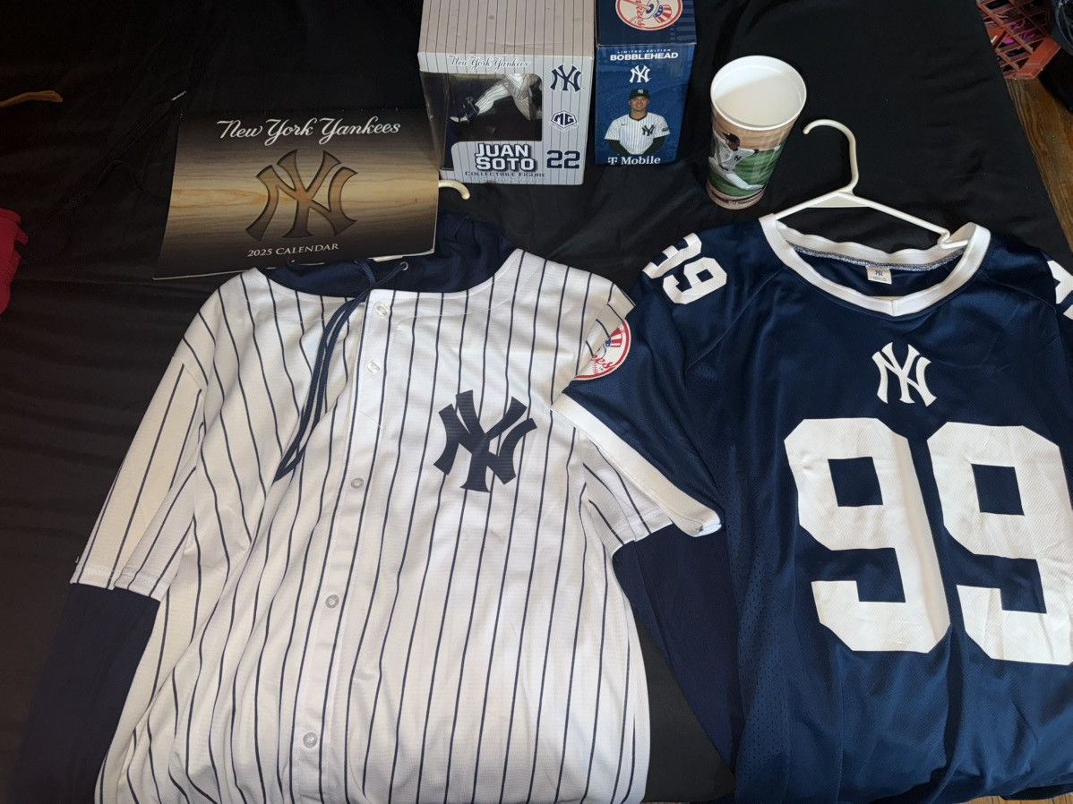 New York Yankees NewYork Yankees Bundle Size US XL / EU 56 / 4 - 1 Thumbnail
