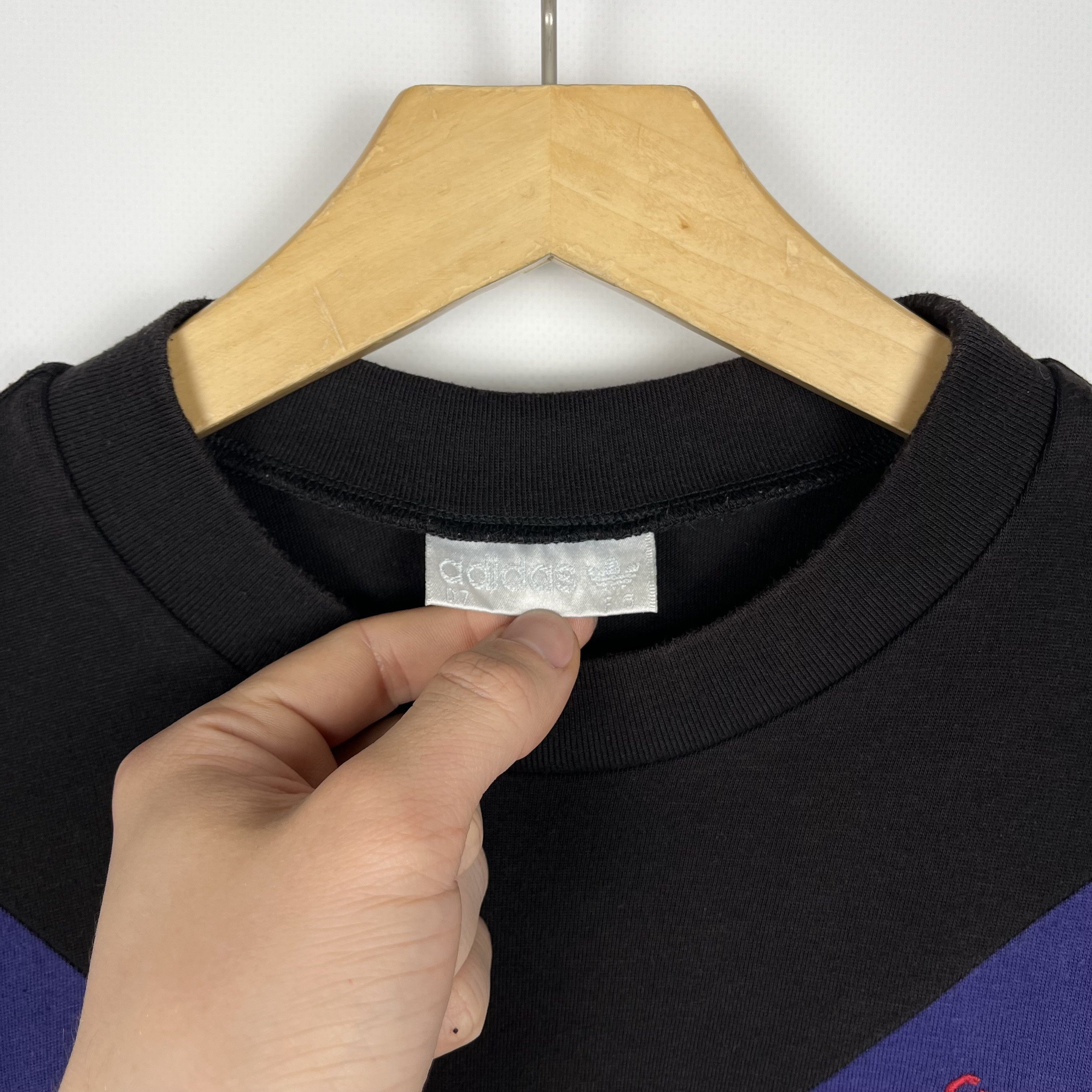 Adidas Vintage Adidas Colour Block T Shirt 90’s Size US L / EU 52-54 / 3 - 9 Thumbnail