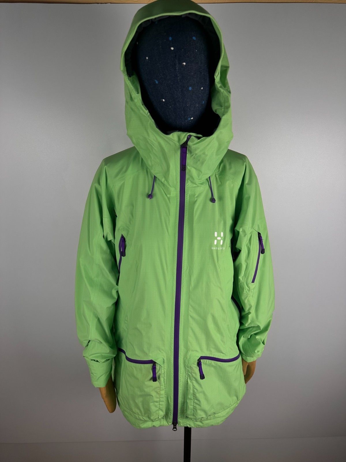 Haglofs Haglofs Chute Gore Tex Ski Jacket Women Green Purple Size M Size M / US 6-8 / IT 42-44 - 1 Thumbnail