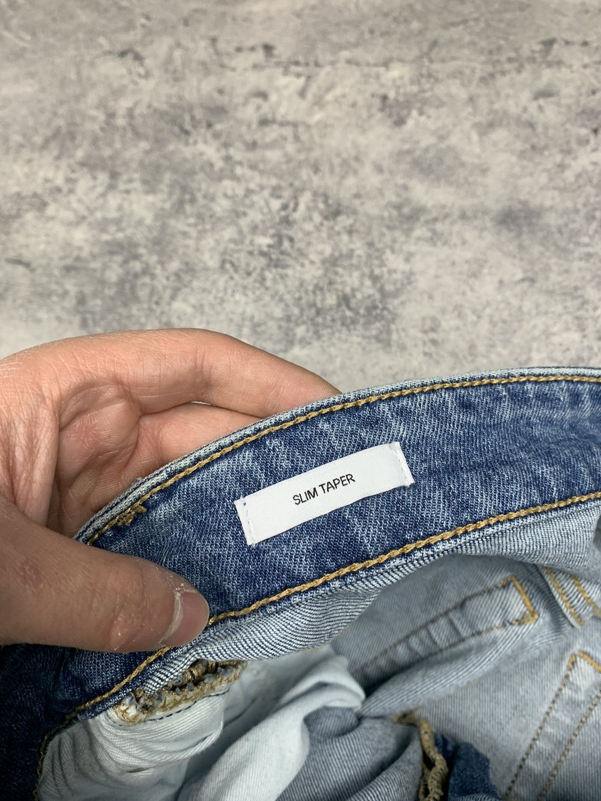 Calvin Klein Calvin Klein Washed Blue Jeans Slim Taper Fit Size W32L30 Size US 32 / EU 48 - 10 Thumbnail