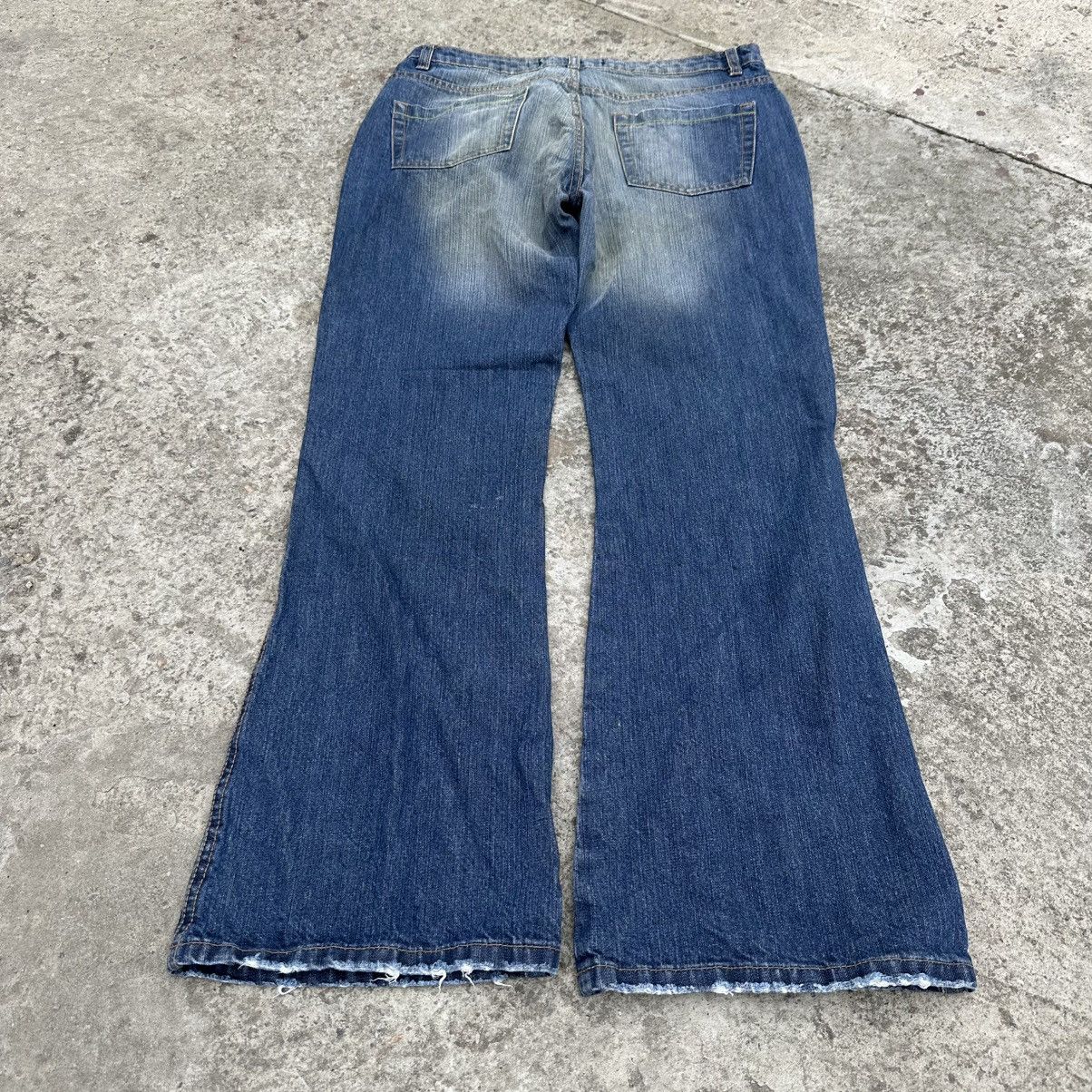 Issey Miyake × Japanese Brand × Y/Project Vintage Japanese Style Slouchy Jeans Hype Trend Y2K 00s Size 32" / US 10 / IT 46 - 2 Thumbnail