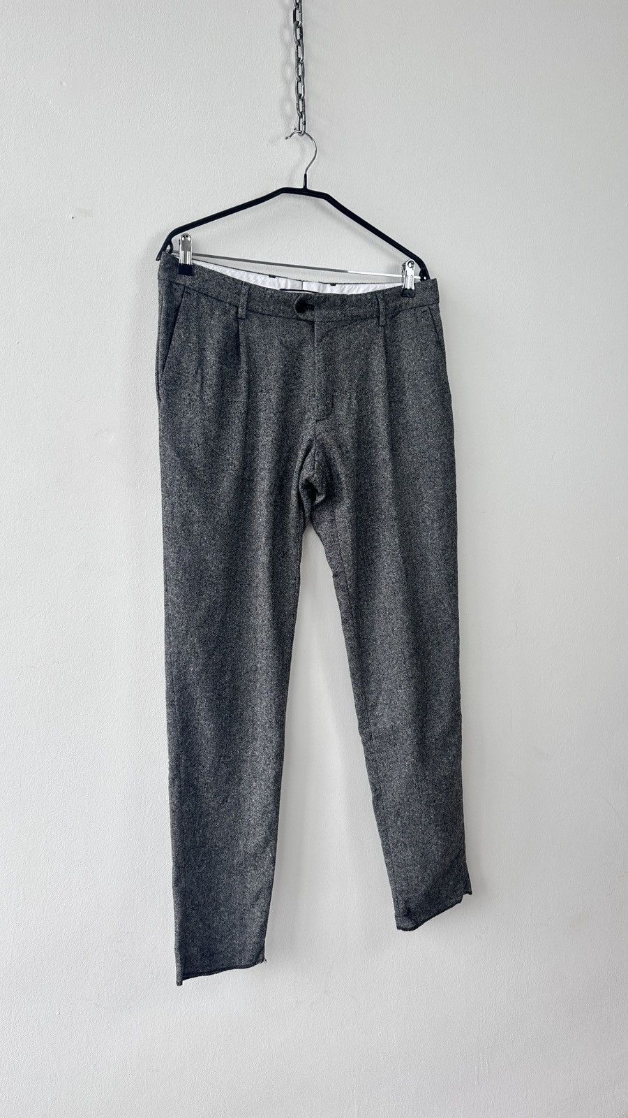 Tommy Hilfiger Tommy Hilfiger Italian Fabric Hampton Chino Pants 33/32 Size US 33 - 3 Thumbnail