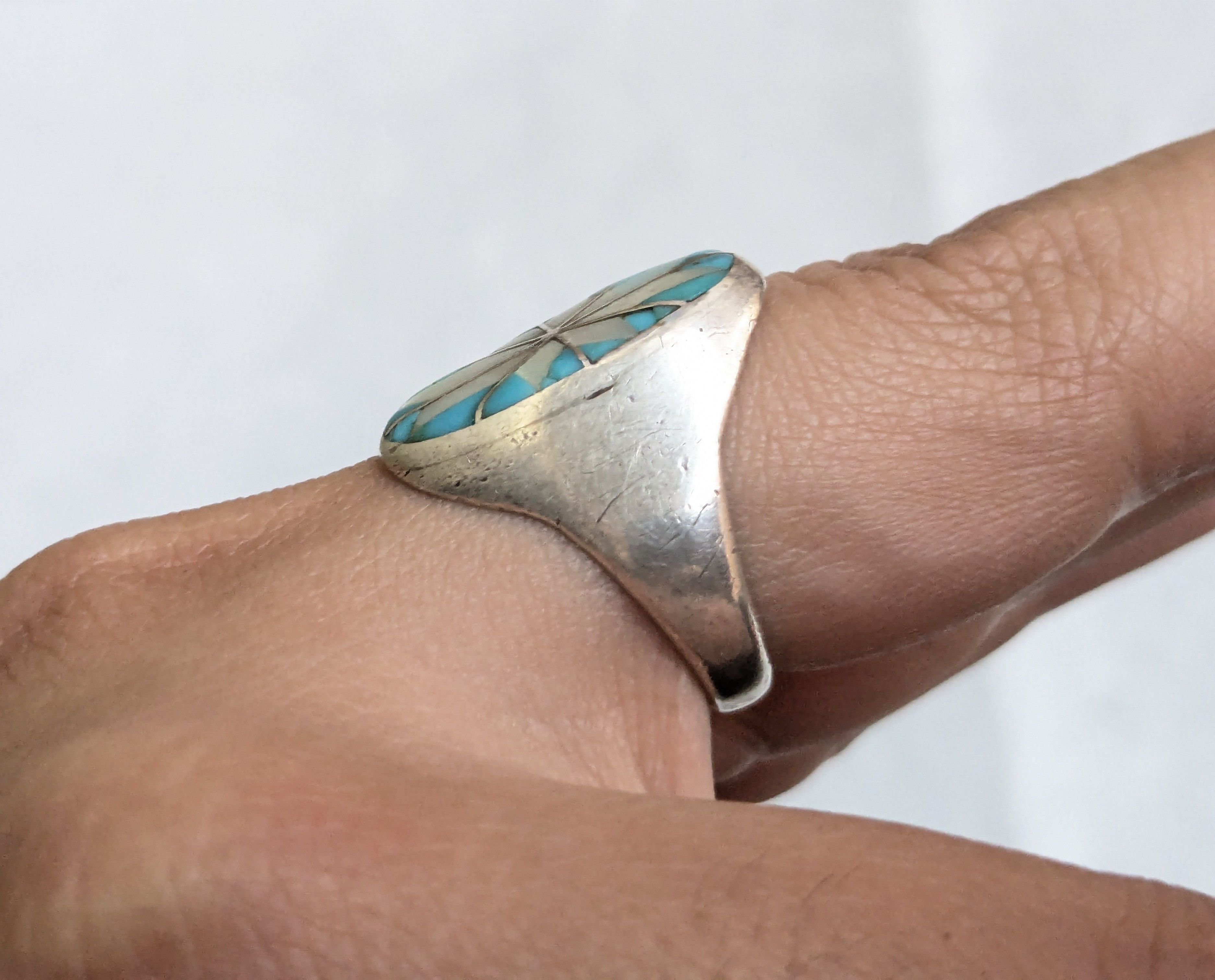 Jewelry Vintage Sterling Silver Ring Turquoise MOP Oval Zuni Size ONE SIZE - 9 Thumbnail