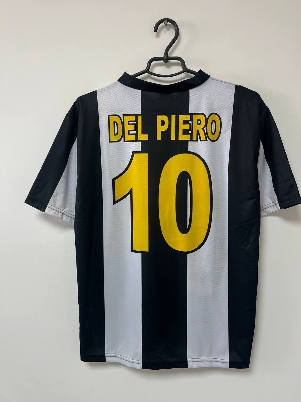 Other Juventus 2004/2005 Home #10 Del Piero Football Shirt S Size US S / EU 44-46 / 1 - 1 Thumbnail
