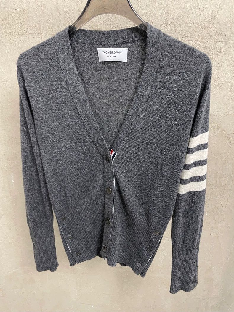 Thom Browne Thom browne Gray four-striped cashmere cardigan jacket 2504 Size XS / US 0-2 / IT 36-38 - 3 Thumbnail