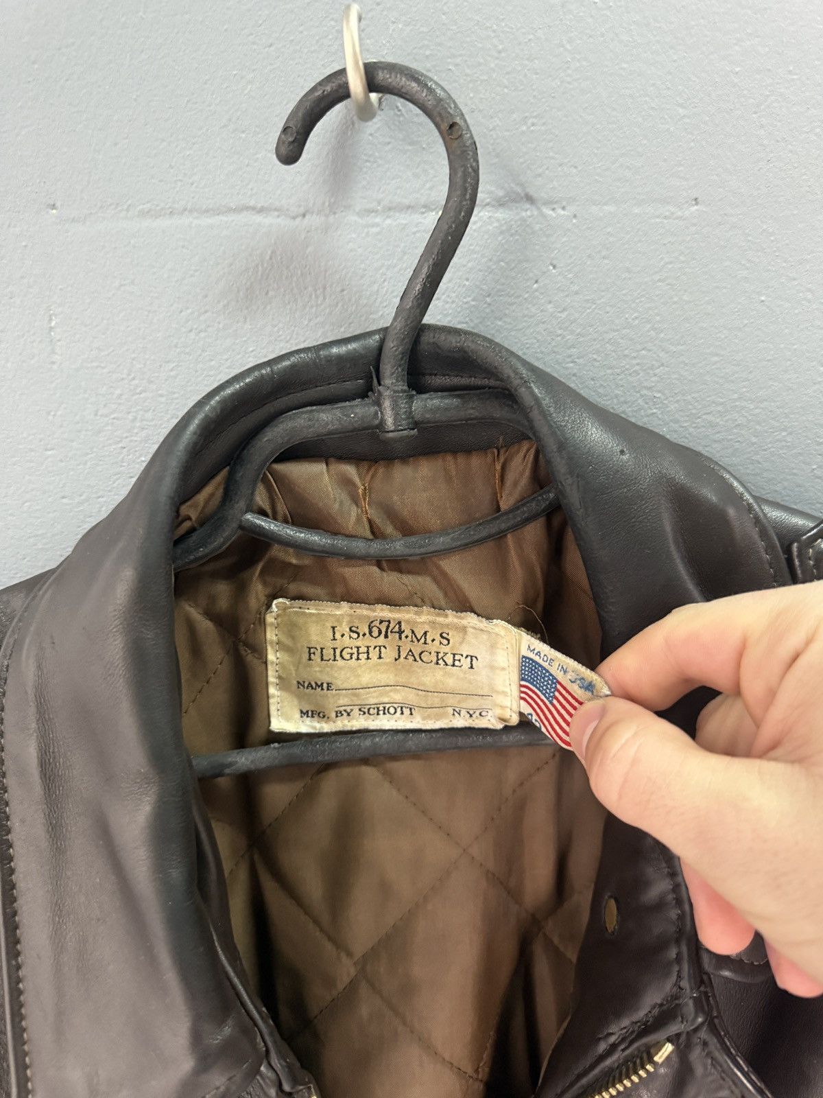Schott 70-x Schott Distressed Leather Jacket Bomber Brown Aviator Size US M / EU 48-50 / 2 - 5 Thumbnail