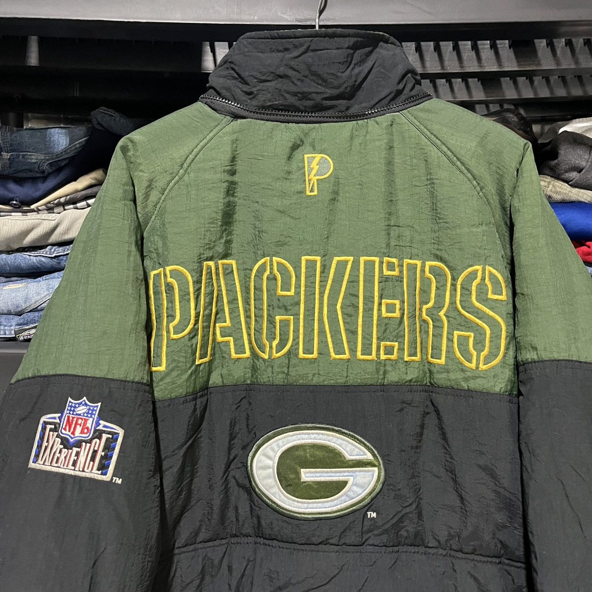 Pro Player Vintage 90s Green Bay Packers Pro Player Puffer Jacket XL Size US XL / EU 56 / 4 - 11 Thumbnail