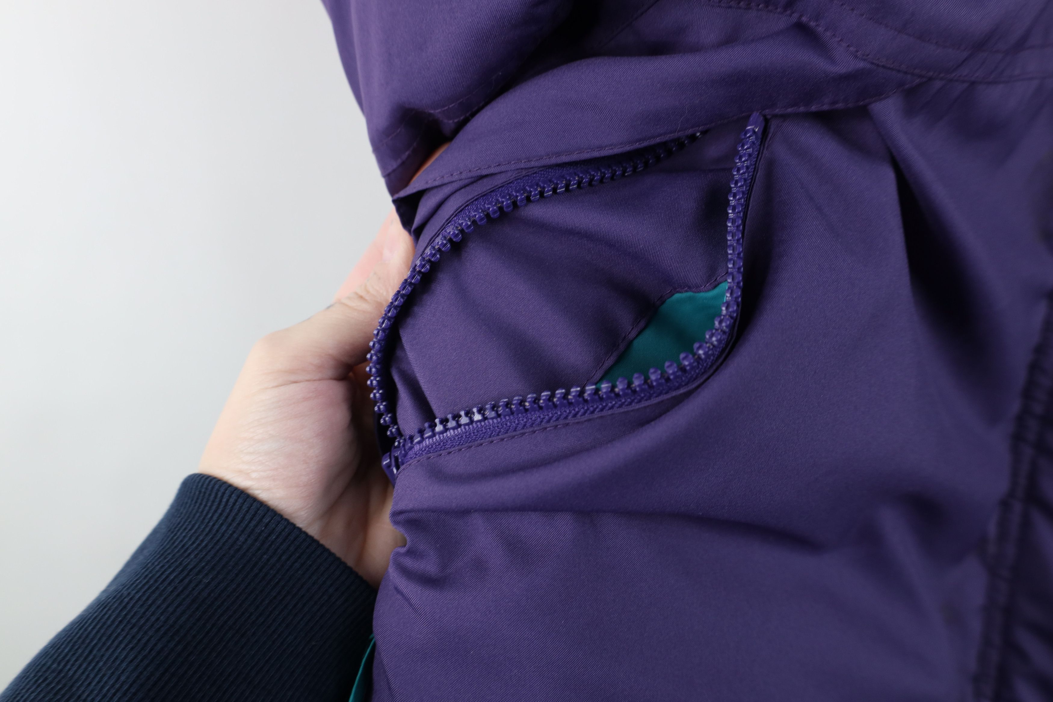 Cabelas Vintage 90s Cabelas Duck Down Puffer Vest Jacket Purple Size XL / US 12-14 / IT 48-50 - 4 Thumbnail