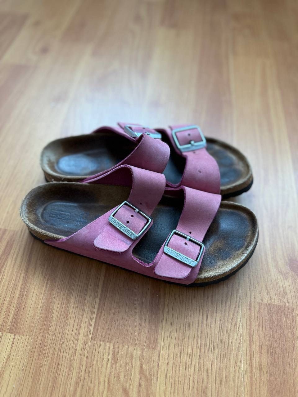 Birkenstock Birkenstock Arizona Pink Sandals Size US 7 / IT 37 - 1 Thumbnail