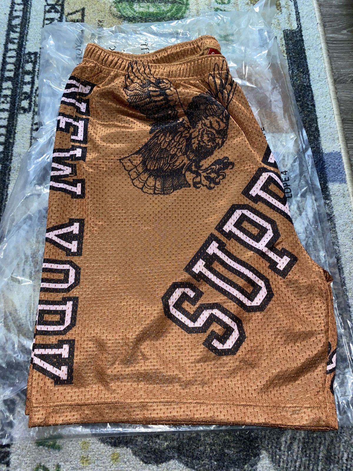 Supreme Supreme Varsity Mesh Shorts (LARGE) Size US 34 / EU 50 - 1 Thumbnail