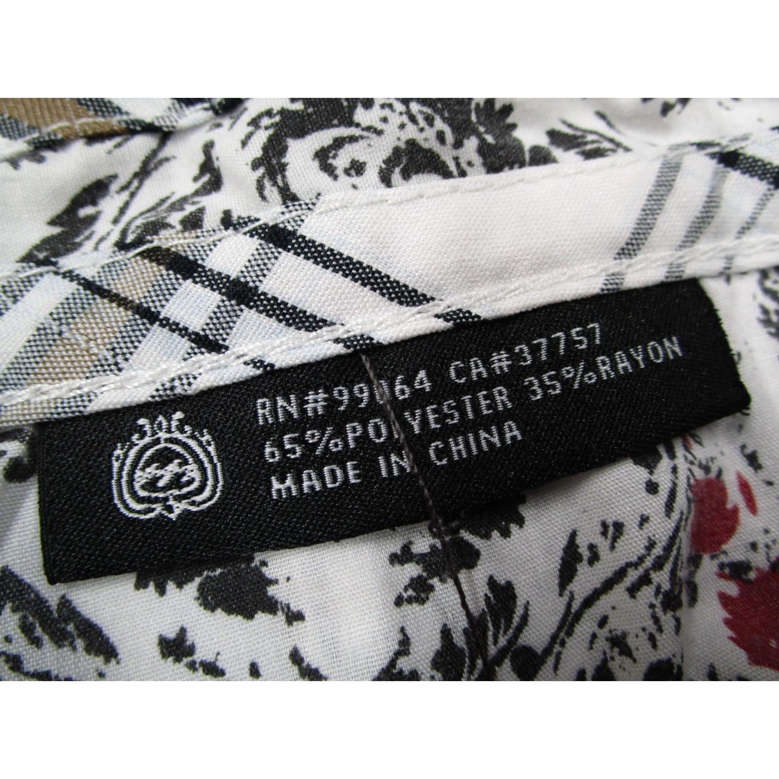 Billabong VINTAGE Billabong Mens Shorts 38 White Plaid Walk Chino Embroidered Baggy Retro 90s Mens Size US 38 / EU 54 - 4 Thumbnail