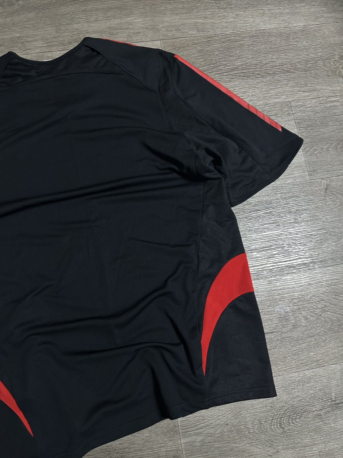 Adidas 🫧 ADIDAS VINTAGE FC KOLN TRAINING SOCCER JERSEY Size US L / EU 52-54 / 3 - 12 Thumbnail