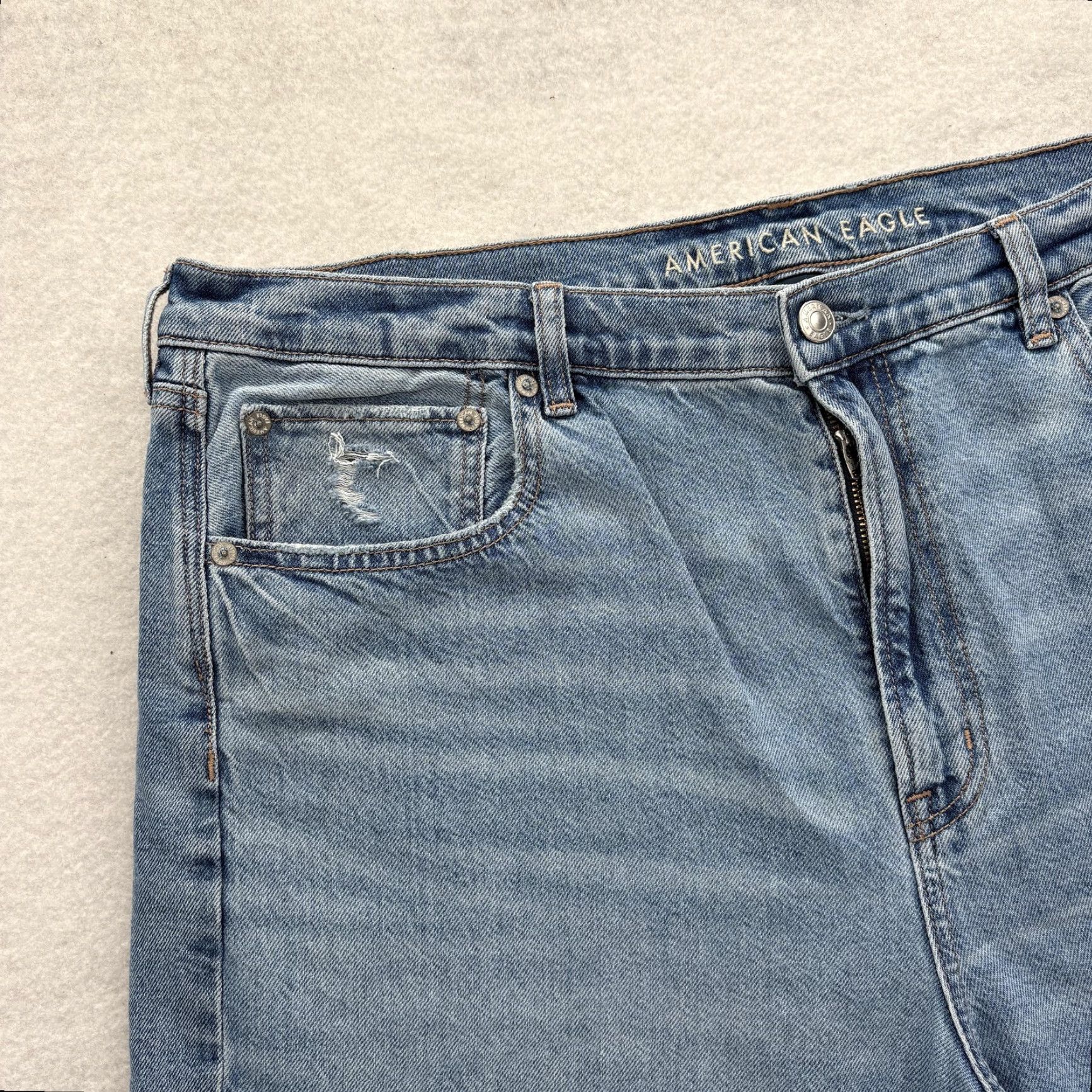 American Eagle Outfitters American Eagle Outfitters Jeans Womens 18 High Rise Baggy Straight Blue Light Wash Denim Cotton Spandex 5-Pocket Zipper Button Vintage No Size 40" / US 18 - 3 Thumbnail