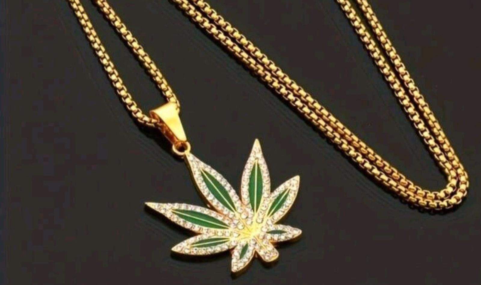 The Unbranded Brand Mary Jane Plant Chain-$30 Size ONE SIZE - 5 Thumbnail