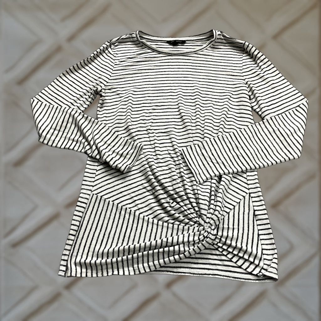 Banana Republic Banana Republic Sweater Shirt Womens Small White Striped Long Sleeve Gathered Size S / US 4 / IT 40 - 1 Thumbnail