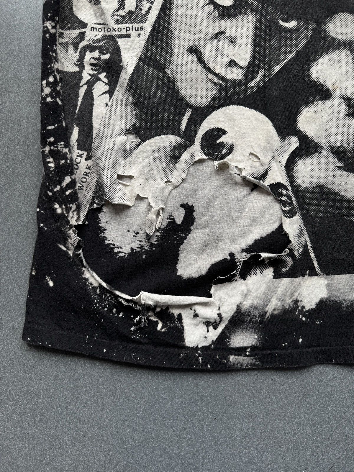Band Tees × Vintage 90’s Vintage Clockwork Orange Mosquitohead Tee Size US XL / EU 56 / 4 - 5 Thumbnail
