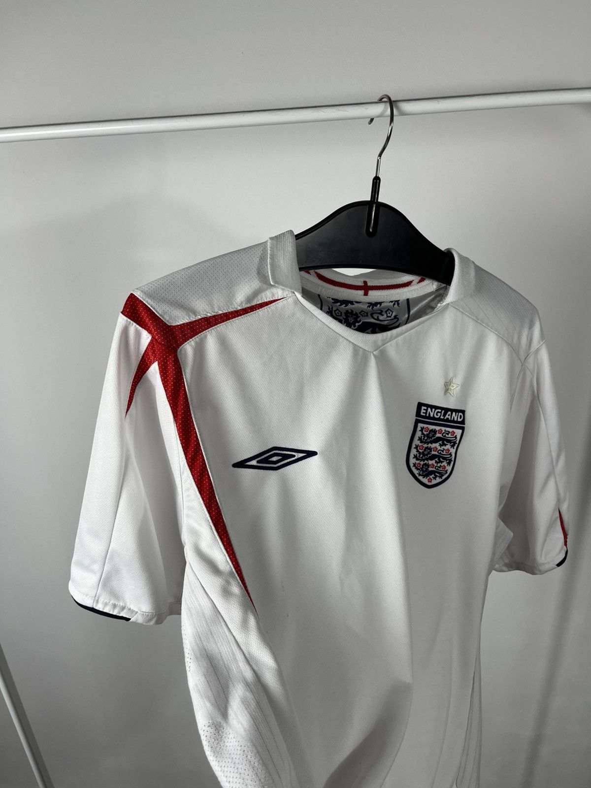 Umbro Umbro England Home Jersey 06 World Cup White Football Shirt Size US L / EU 52-54 / 3 - 8 Thumbnail