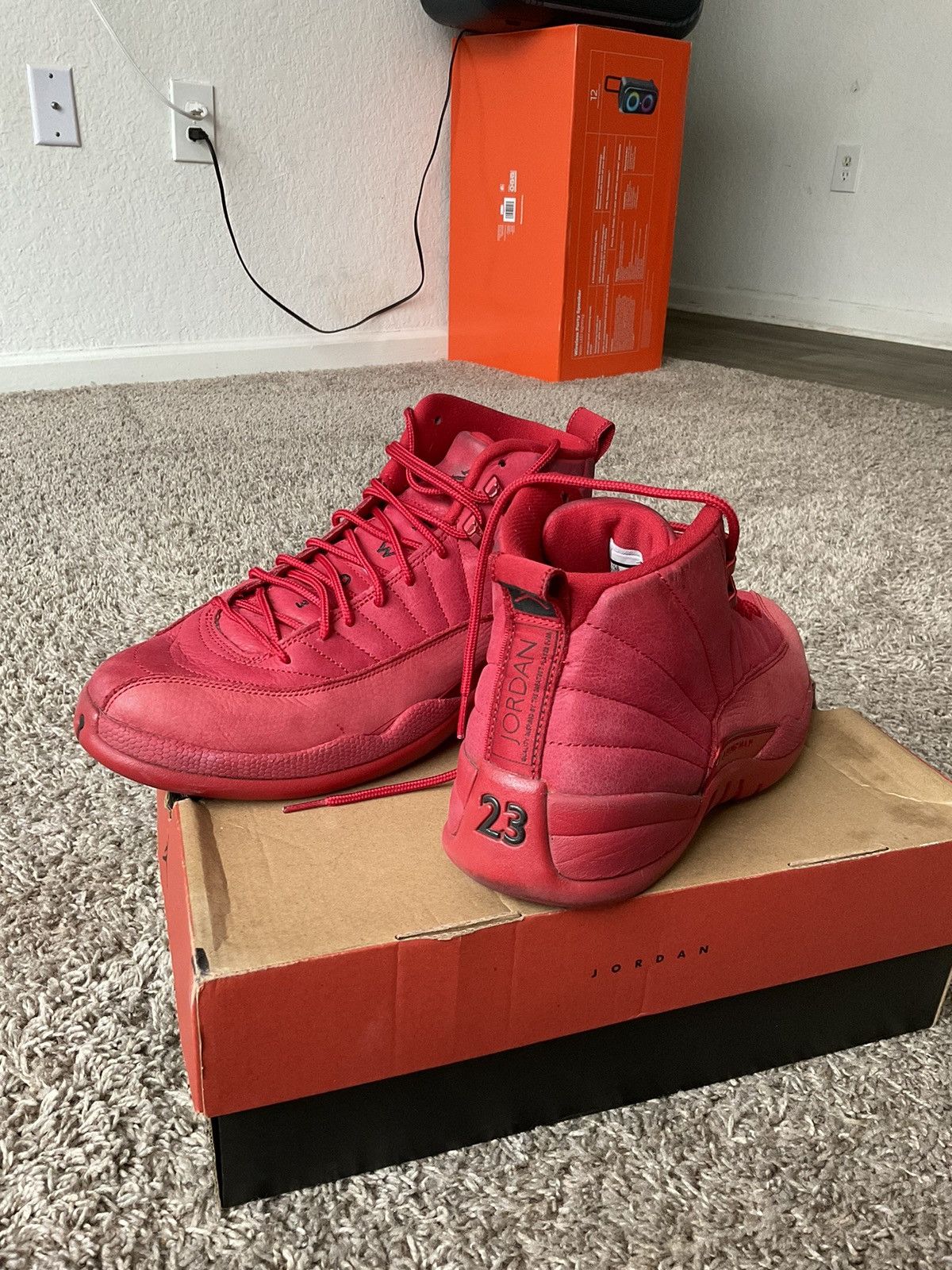 Jordan Brand × Nike Air Jordan 12 Retro "Gym Red" Size US 10 / EU 43 - 2 Thumbnail