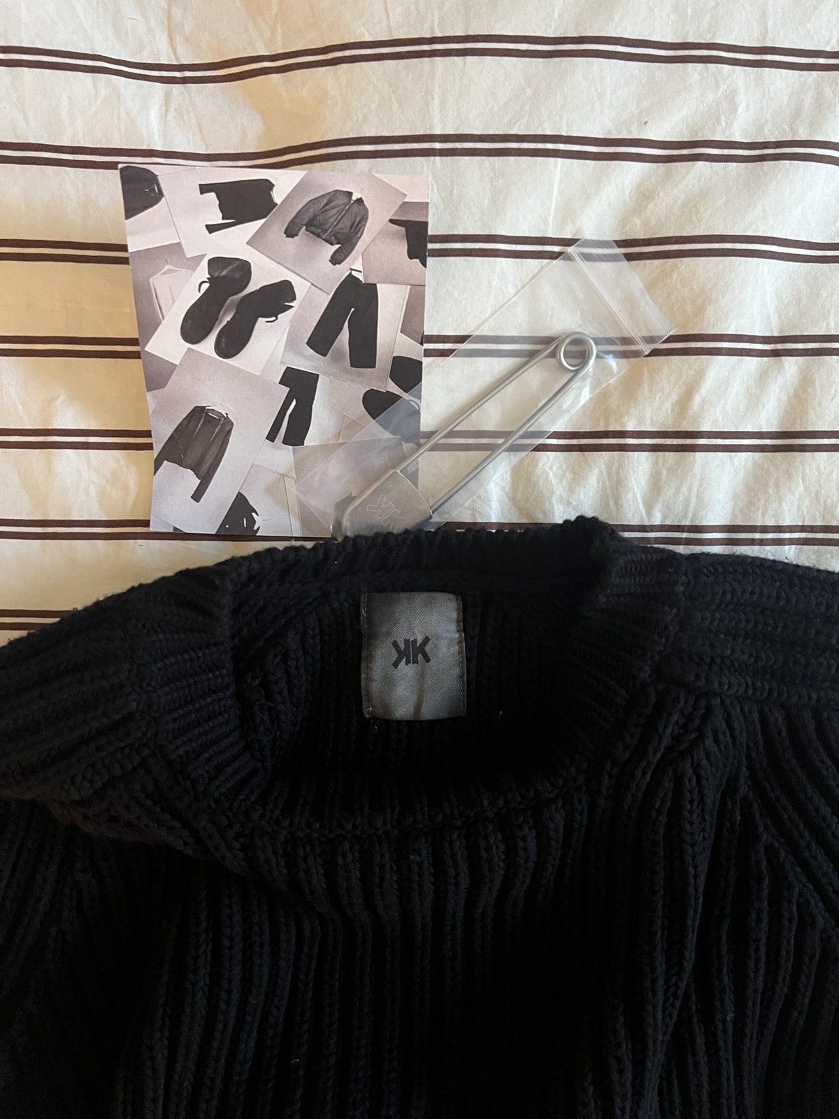 GVGALLERY Raspberry Hills Camo Shorts Small