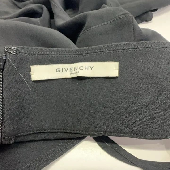 Other Givenchy Givenchy Stylish Versatile Solid Color Skirt -250 Size US 34 / EU 50 - 4 Thumbnail