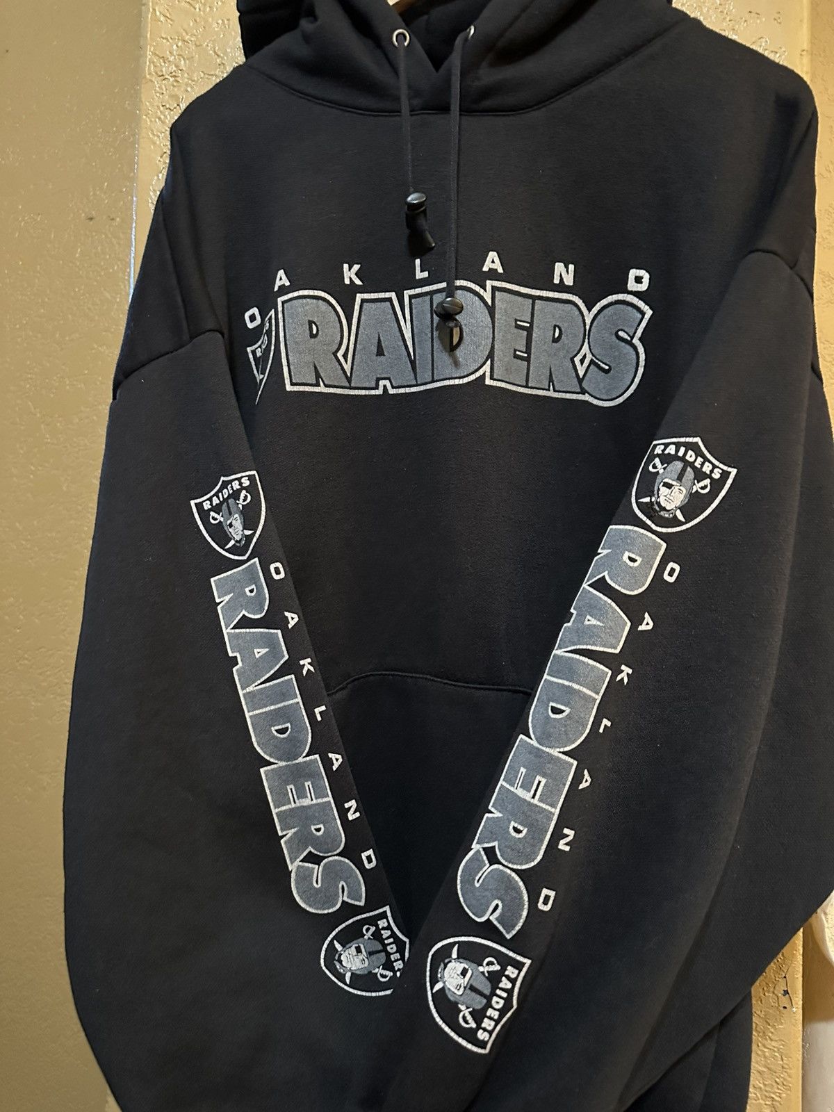 Vintage 🏴‍☠️ vintage Oakland Raiders pullover hoodie xl NFL Size US XL / EU 56 / 4 - 3 Thumbnail