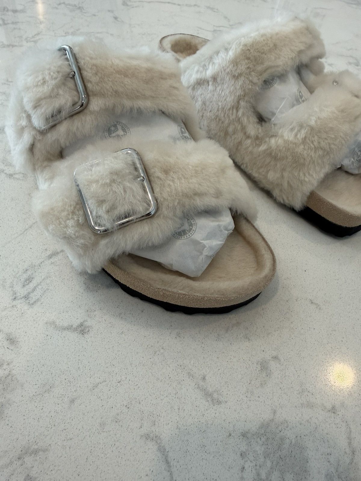 Birkenstock Birkenstock 1774 Arizona Shearling Sandals Size US 8 / IT 38 - 2 Thumbnail