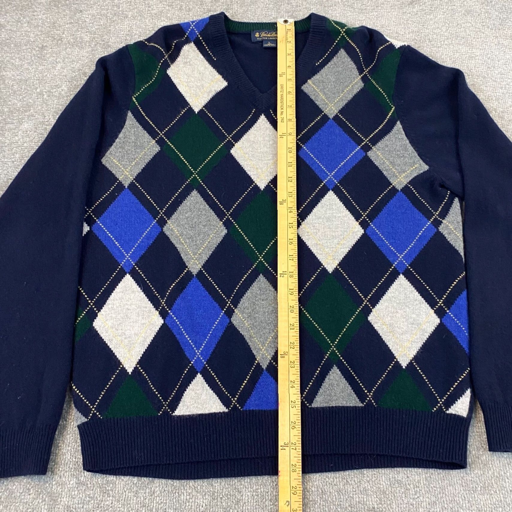 Brooks Brothers Brooks Brothers Vest Mens Large Scottish Lambswool Blue Argyle Diamond Size US L / EU 52-54 / 3 - 3 Thumbnail