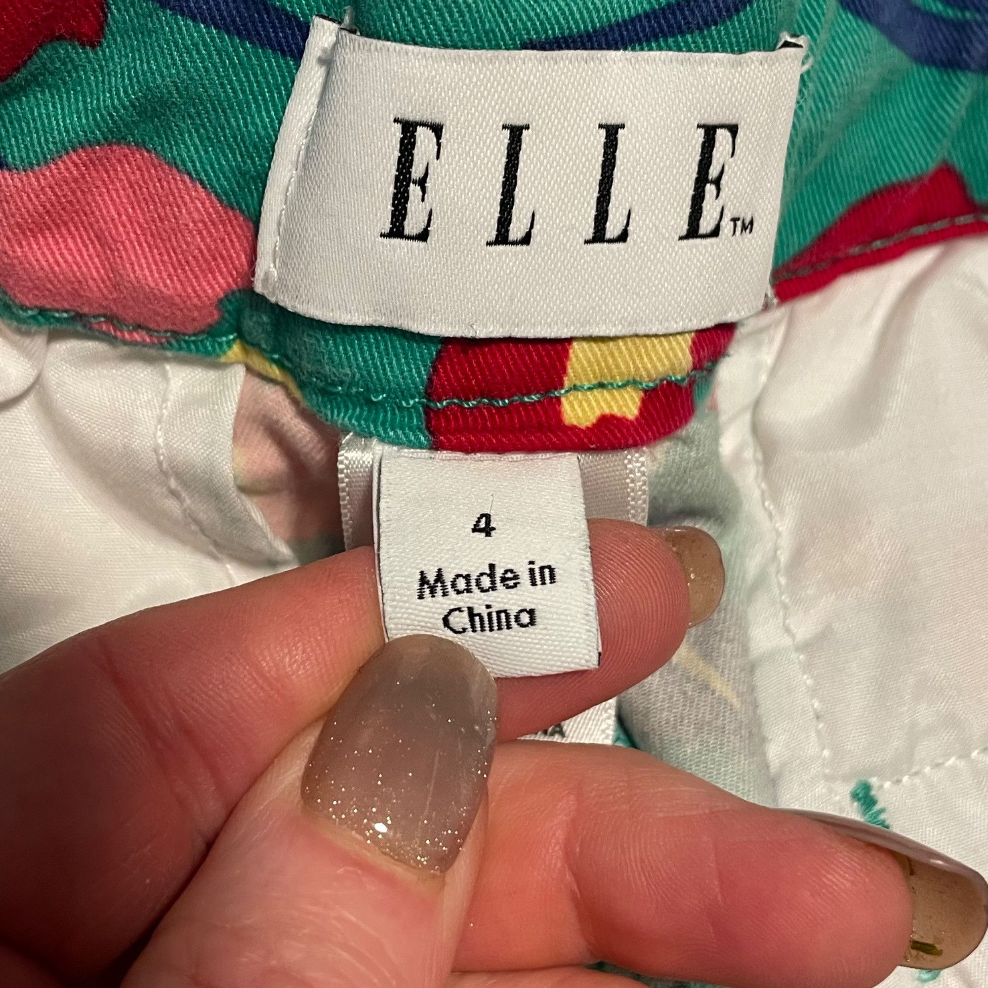 Other Colorful Floral Womens Shorts Size 4 By Elle Stretch Vibrant Size 27" / US 4 / IT 40 - 5 Thumbnail
