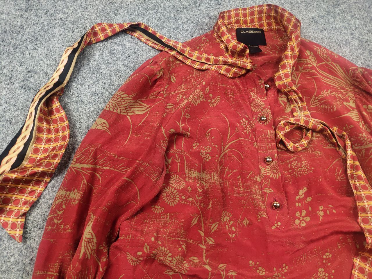 Roberto Cavalli Roberto Cavalli Silk Blouse long sleeves pattern collar Size XL / US 12-14 / IT 48-50 - 7 Thumbnail