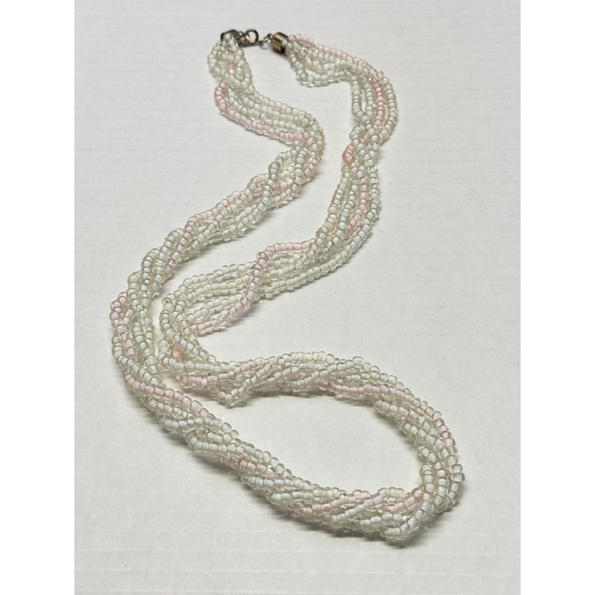 Vintage Vintage pink and white glass bead multi strand necklace Size ONE SIZE - 3 Thumbnail