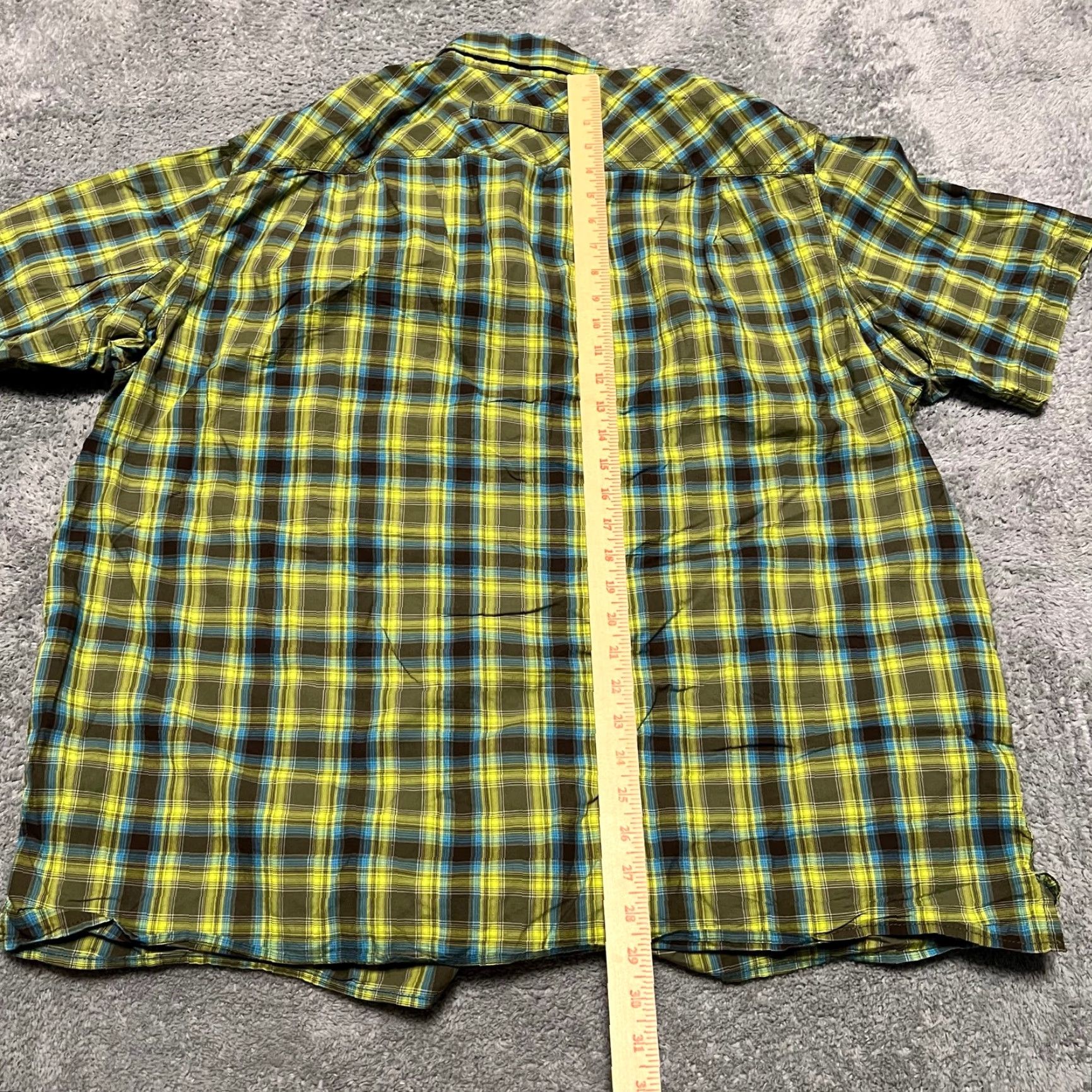 Duluth Trading Company Duluth Trading Shirt Mens XL Trail Hiking BBQ Relaxed Fit Untucked Plaid Green Shirt XL Mens Green Size US XL / EU 56 / 4 - 5 Thumbnail