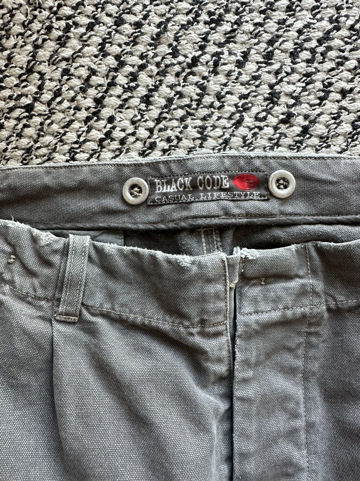 Vintage Vintage Grey Cargos with Dual Pockets Size 29" - 2 Thumbnail