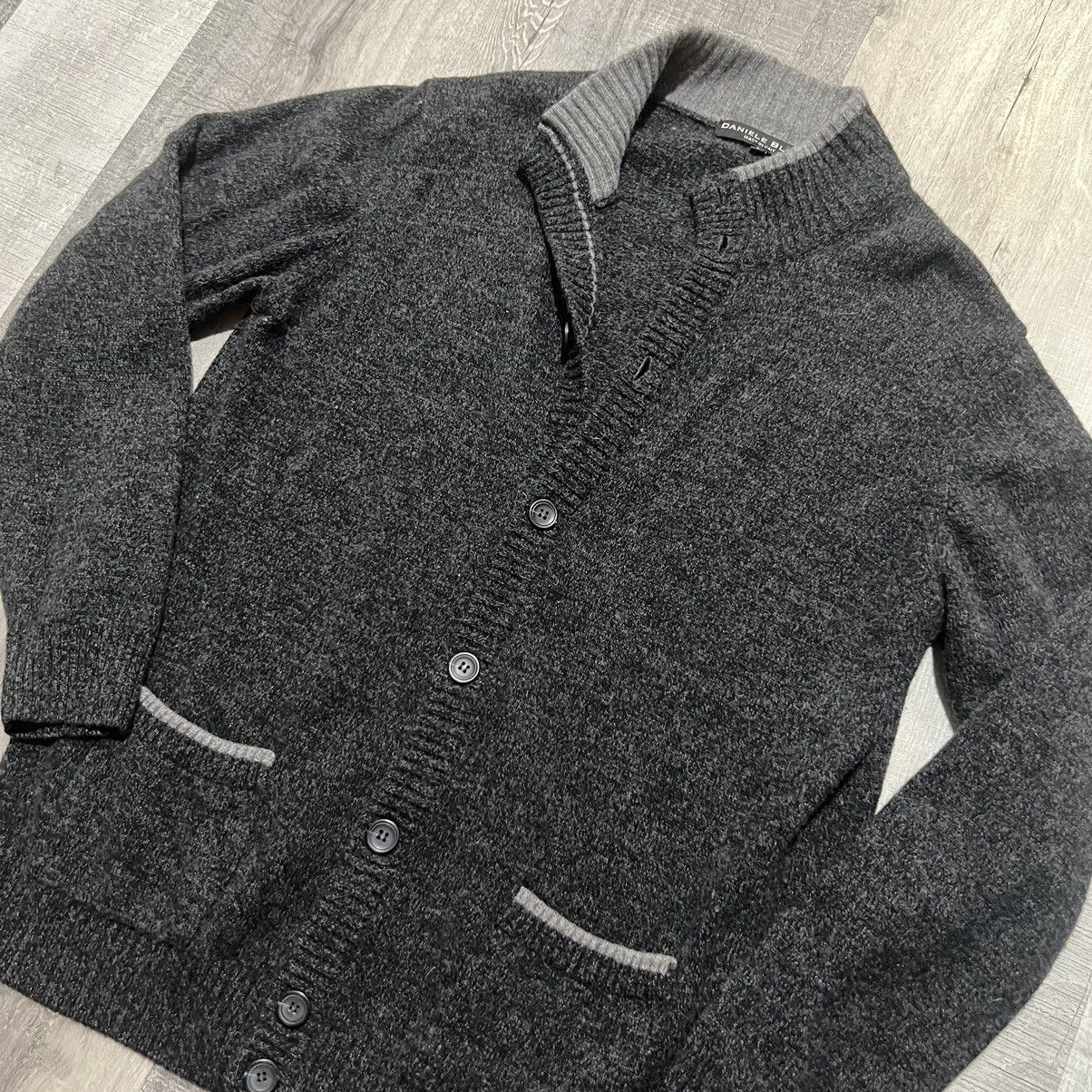 Daniele Blasi Daniele Blasi Wool Knit Cardigan Grey Preppy Button Sweater Size US L / EU 52-54 / 3 - 2 Thumbnail