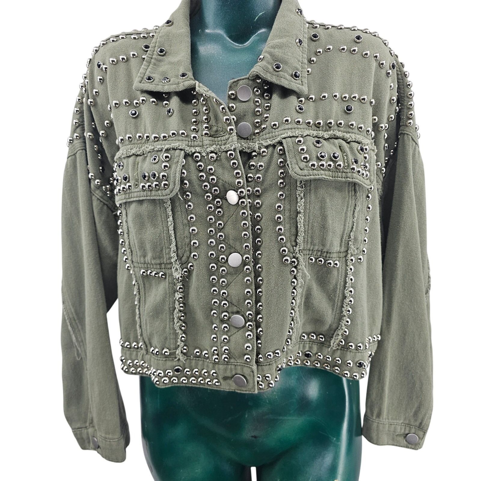 Other Before You With Love Olive Green Studded Crop Denim Jacket M Size M / US 6-8 / IT 42-44 - 1 Thumbnail