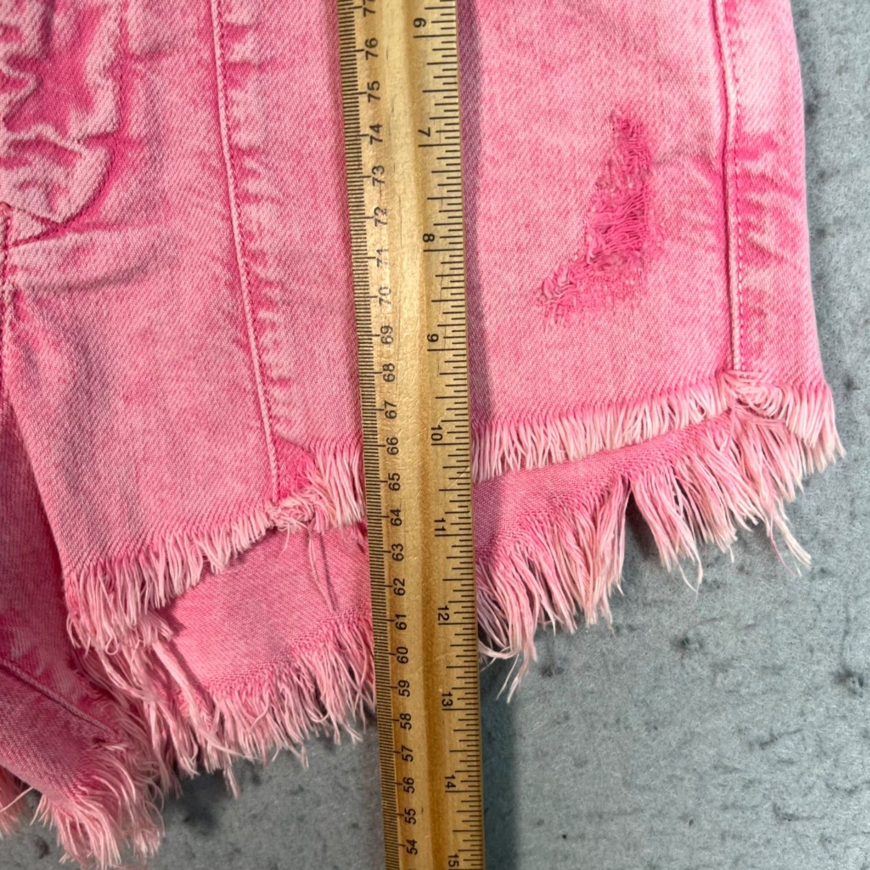 Denime Retrofête Womens 25 Vintage Pink Tessa Frayed Denim Shorts NEW! Short, 5-Pocket, High Rise, 3.5in Inseam, Cotton Denim, Summer, Spring, Casual, Women Size 42" / US 20 - 6 Thumbnail