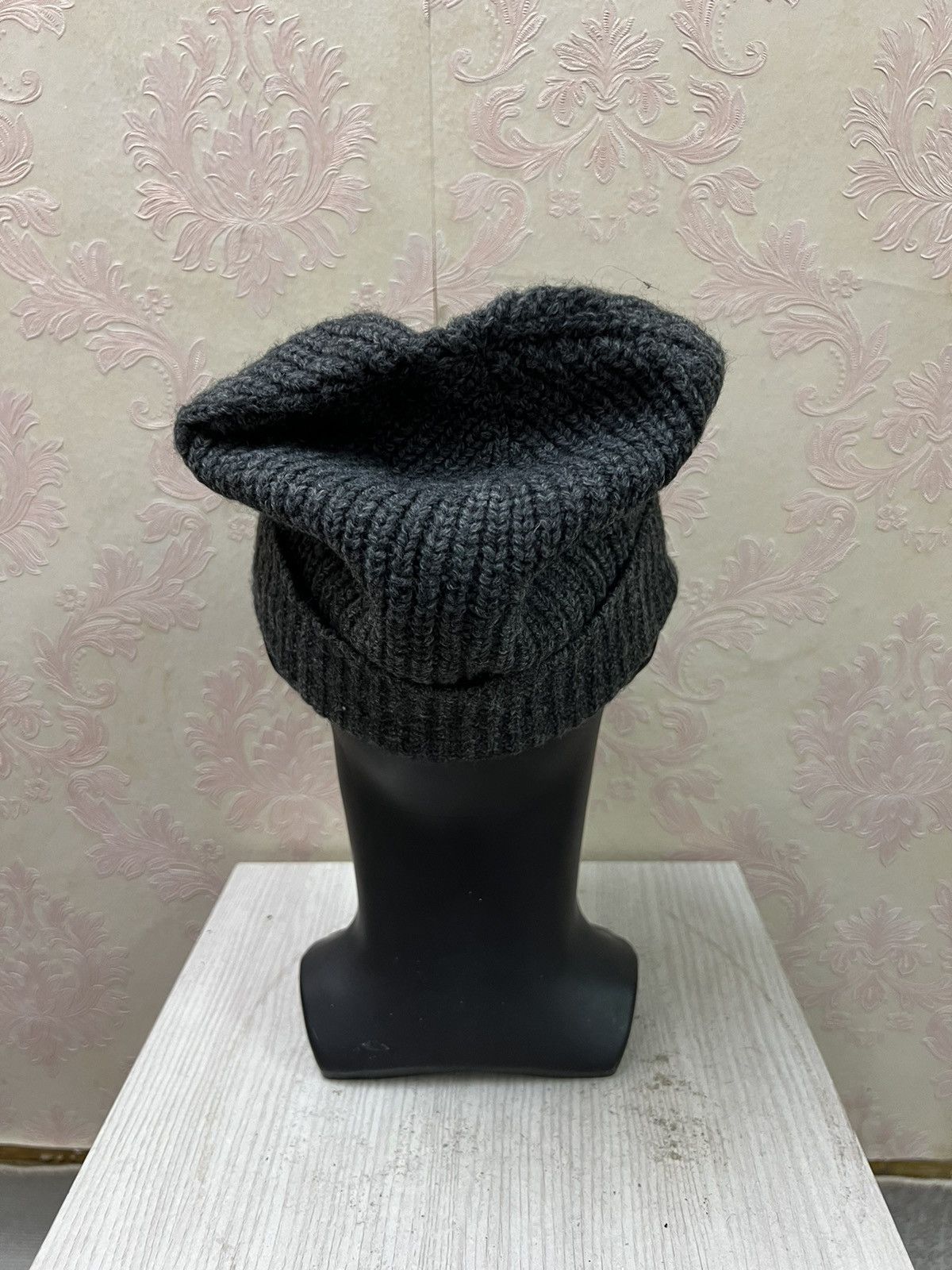 Gap Gap Plain Beanie Hats Size ONE SIZE - 5 Thumbnail