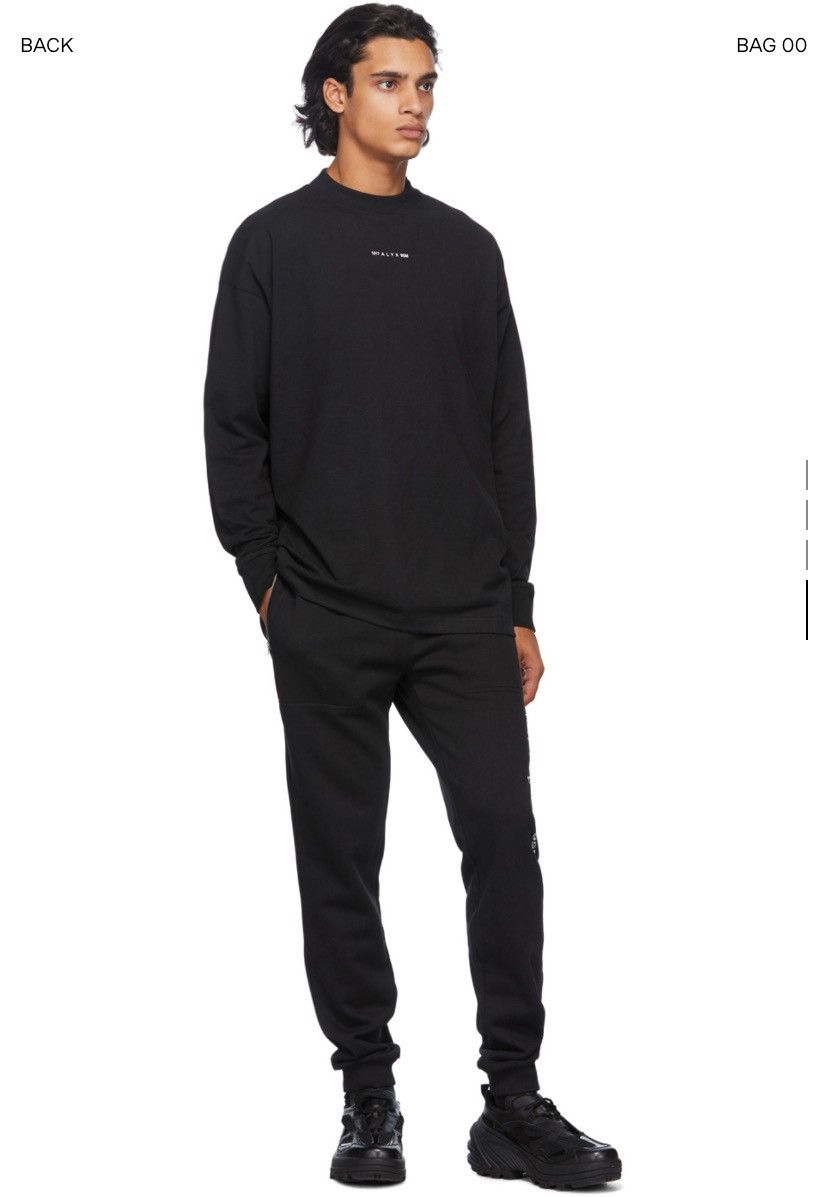 1017 ALYX 9SM 1017 ALYX 9SM Longsleeve Black size medium Size US M / EU 48-50 / 2 - 5 Thumbnail