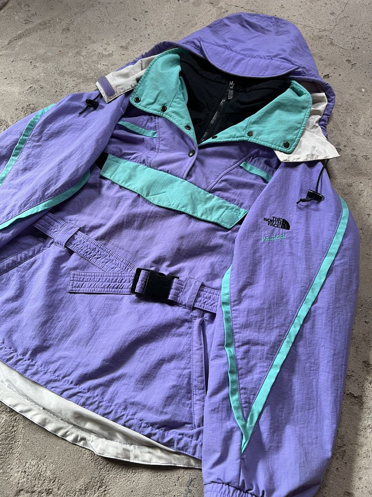 Vintage 90s The North Face vertical gore-tex jacket ski