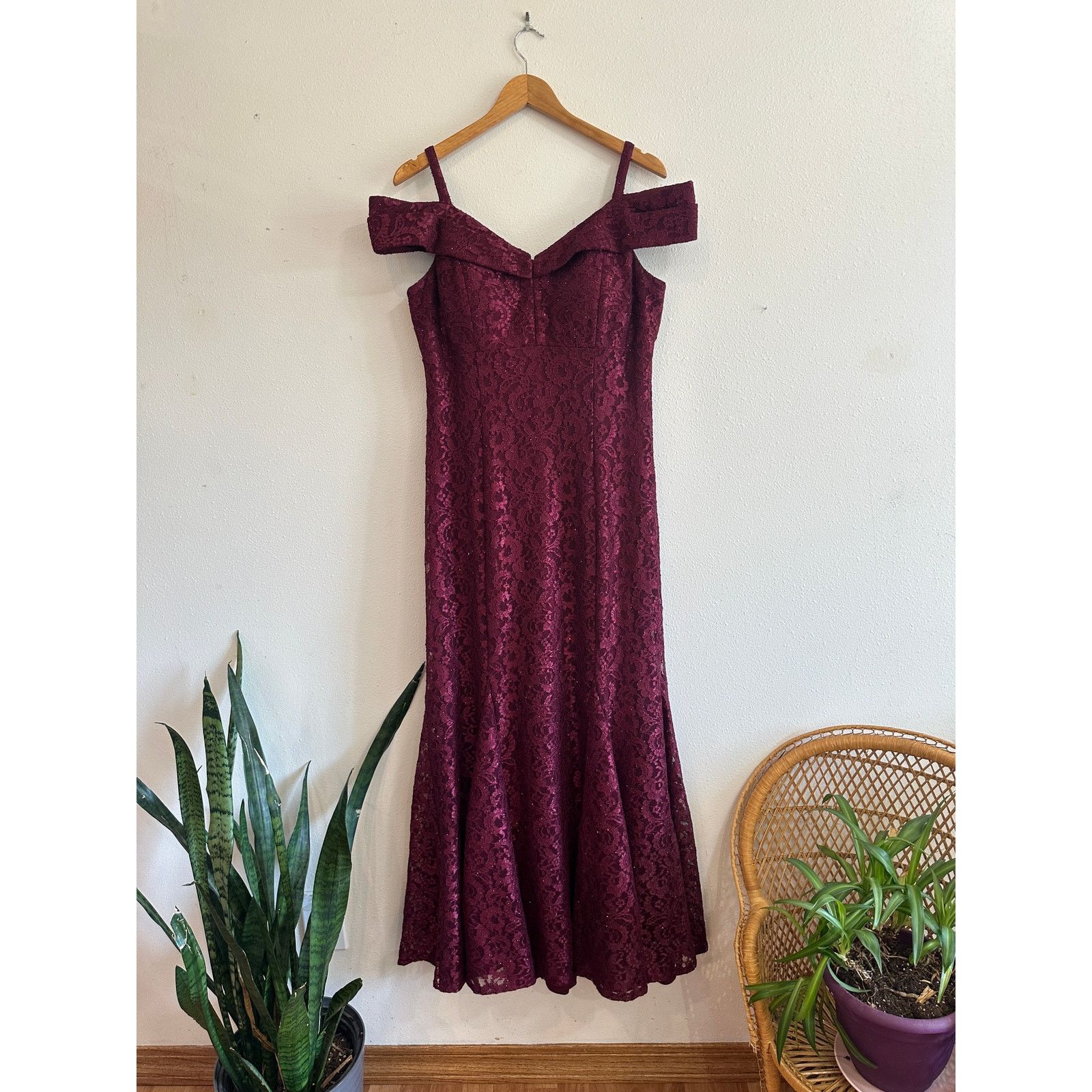 Other Burgundy Sparkle & Lace Gown size 14 Size XL / US 12-14 / IT 48-50 - 4 Thumbnail